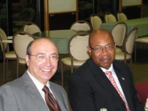 Le Consul des Etats-Unis à Marseille M. Philip RICHARDS et M. Bernard SASSO
