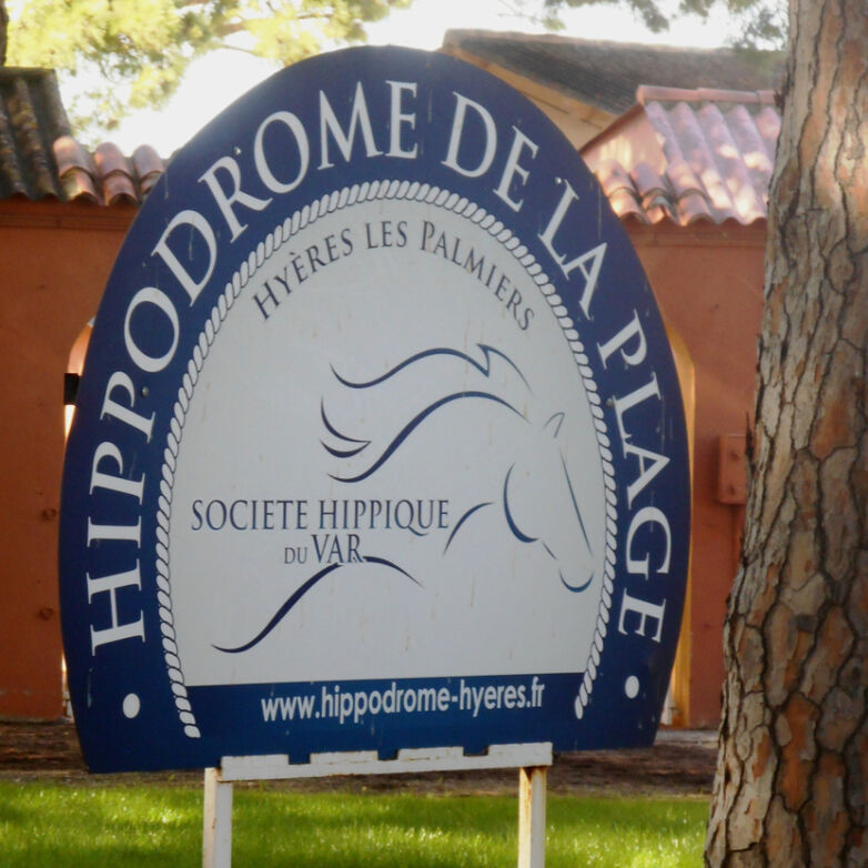 Après-midi aux courses Hippodrome d’Hyères